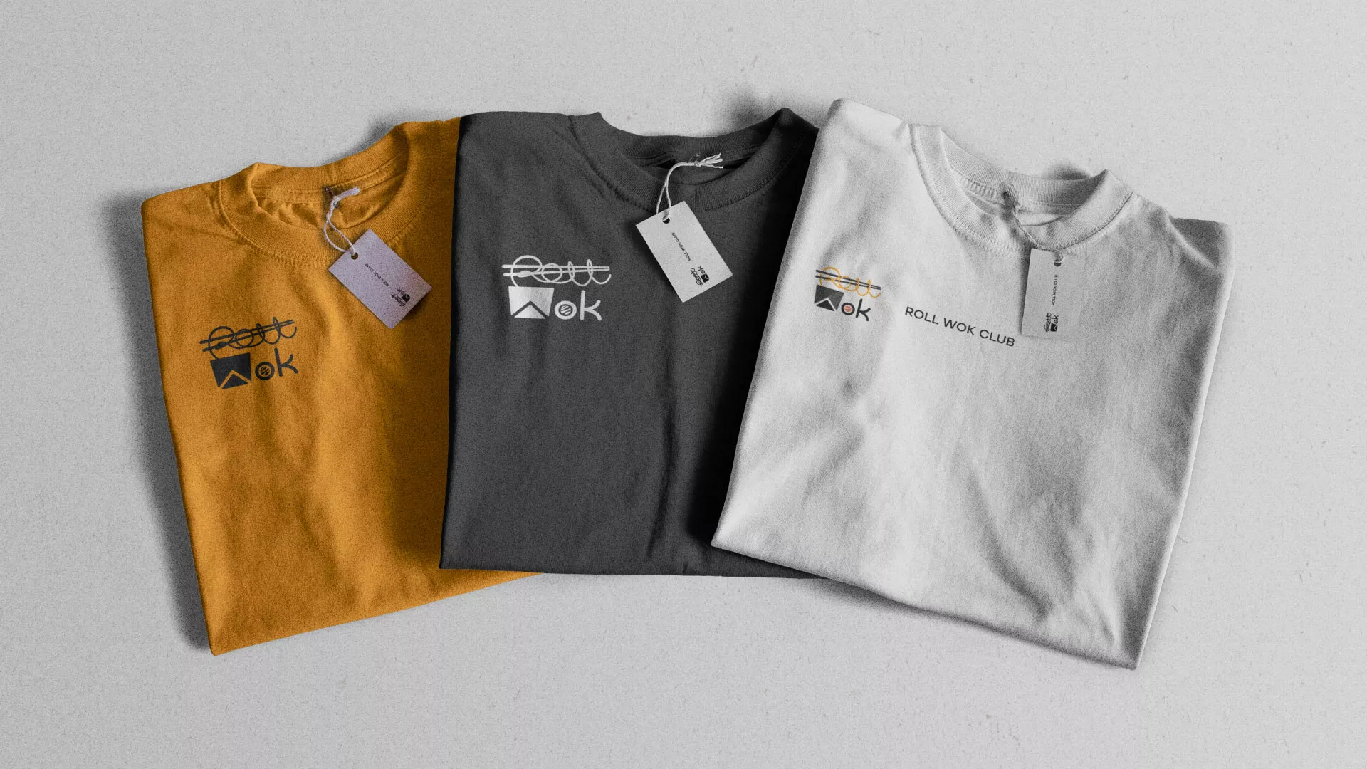 Разработка логотипа суши-бара «Roll Wok Club» в Железногорске-Илимском